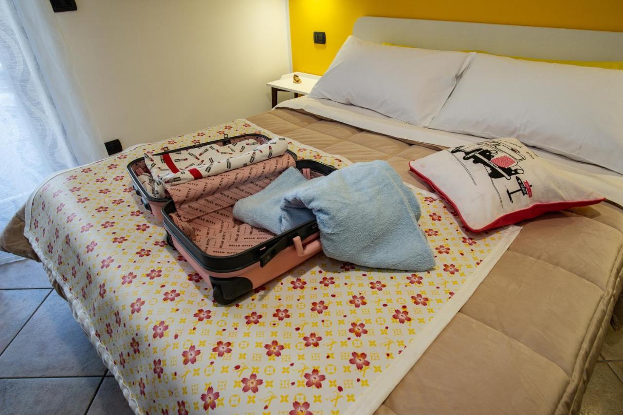 Ohana Bed And Breakfast Castellammare di Stabia Exterior foto
