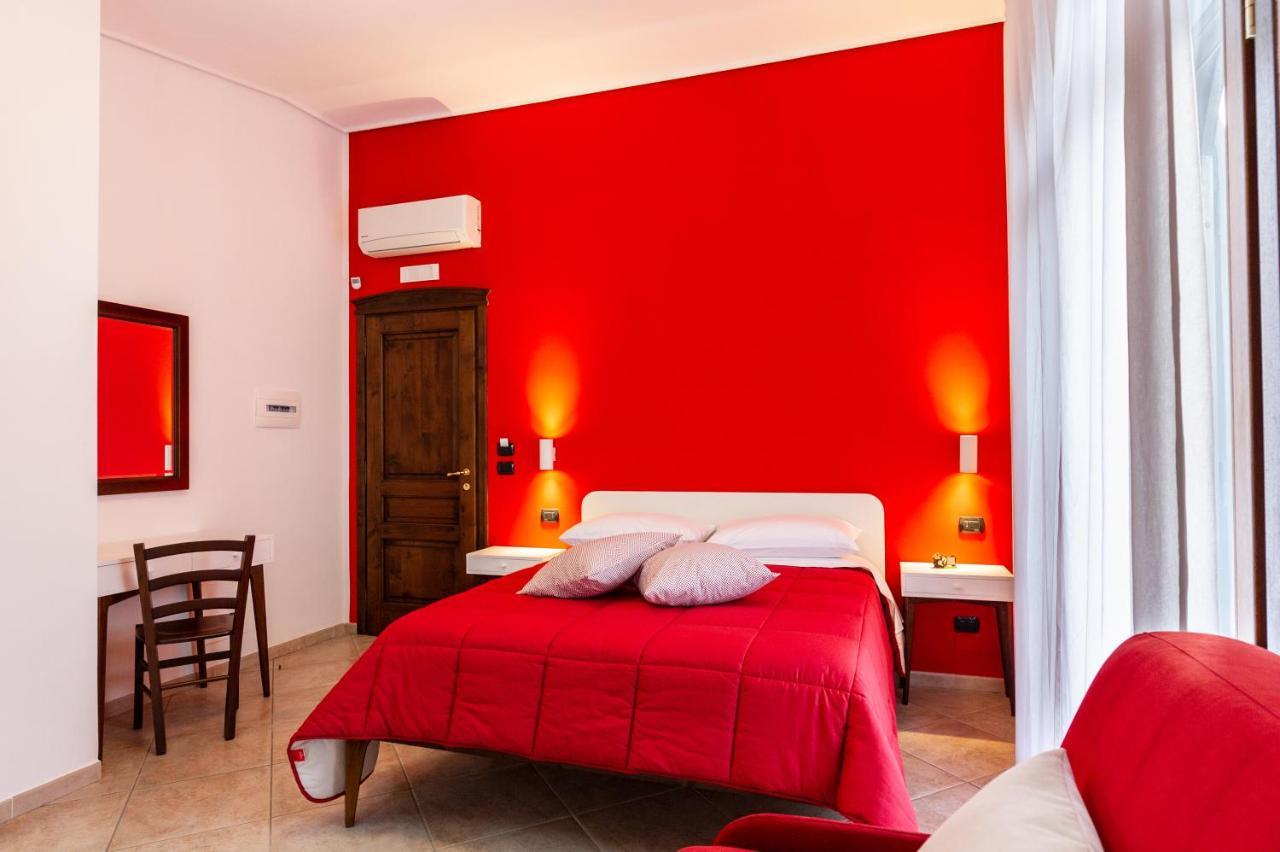 Ohana Bed And Breakfast Castellammare di Stabia Exterior foto
